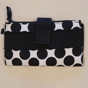 Thirty-One retro metro wallet